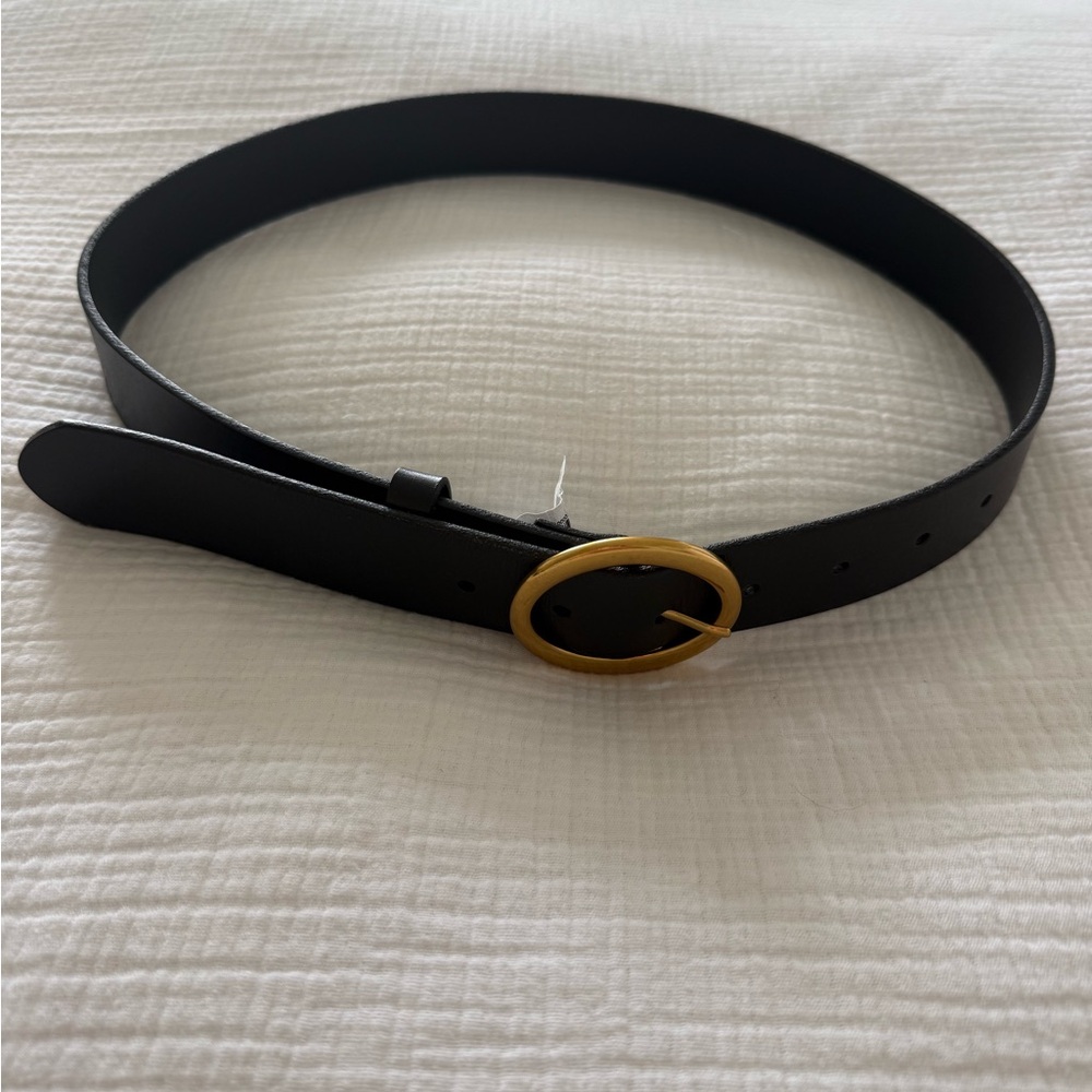 NWT Aritzia Black Babaton Leather Belt with Gold Oval Buckle